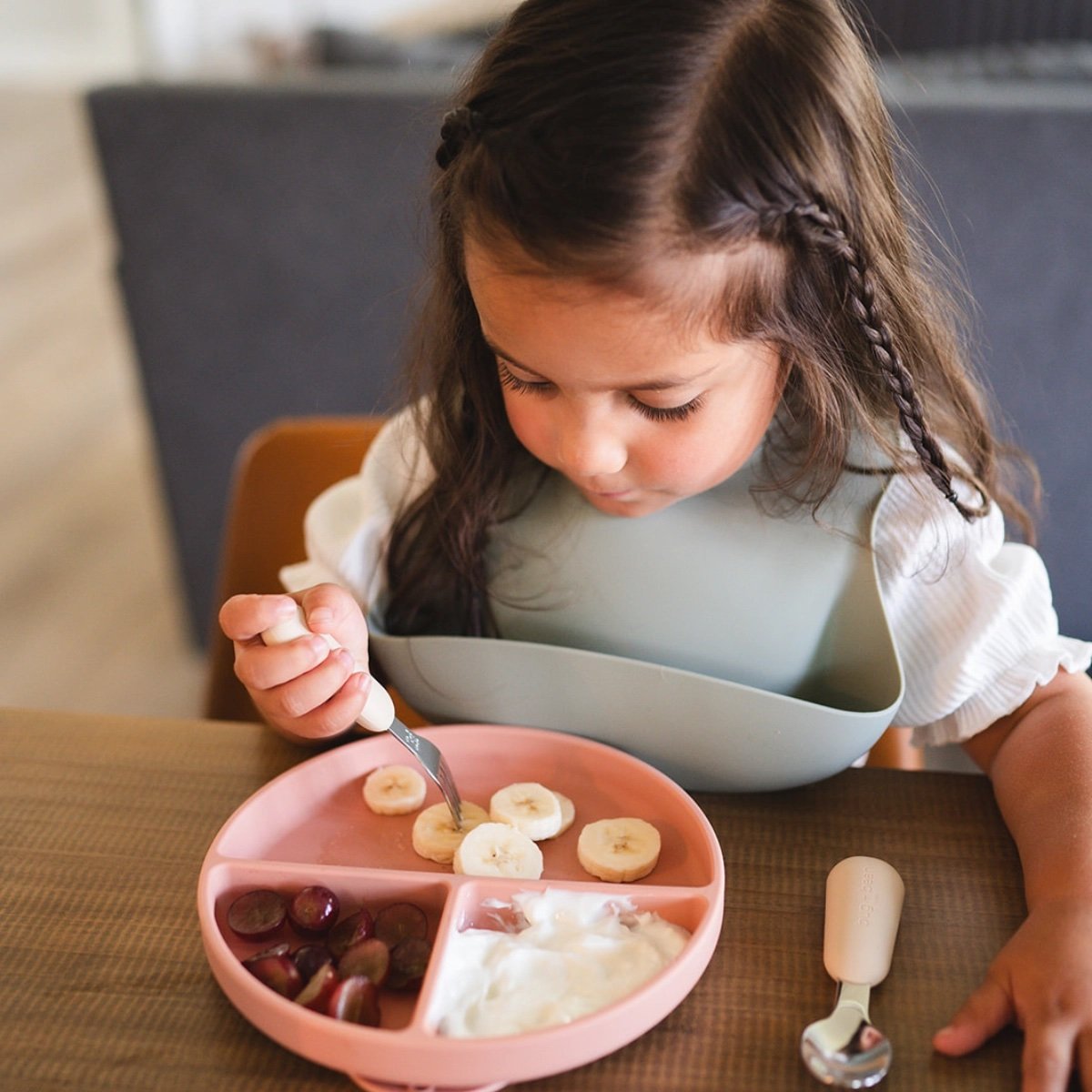 Food grade silicone three section plate with suction bottom and storage lid