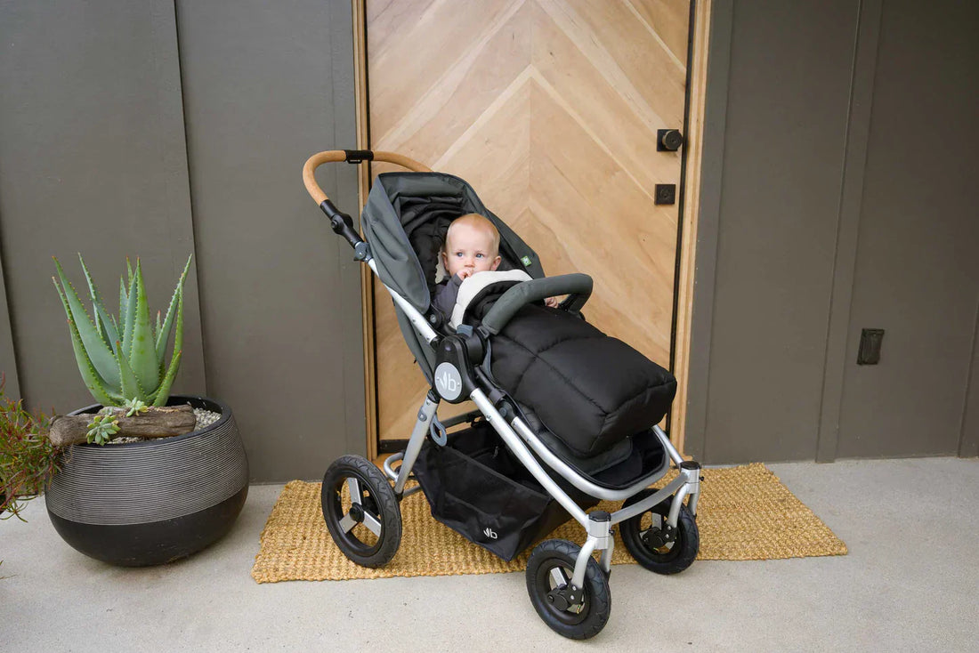 Installing the Bumbleride Cold Weather Footmuff & Organic Infant Insert