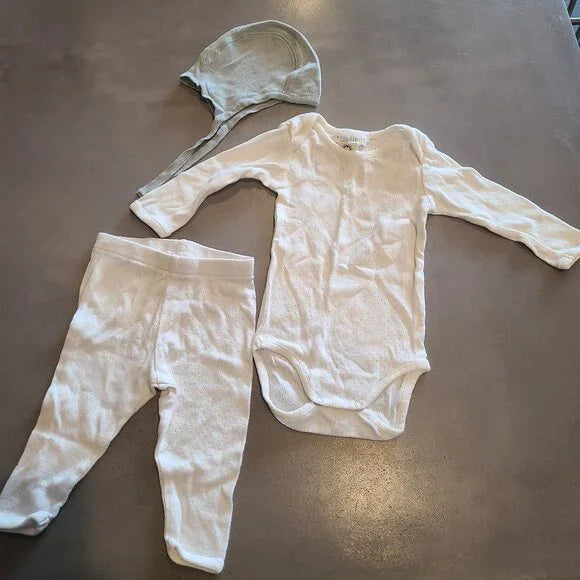 Organic Cotton Layette Set 3-6 months (Pre-loved)